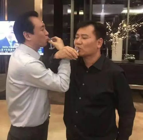 许家印张近东携手督战？！