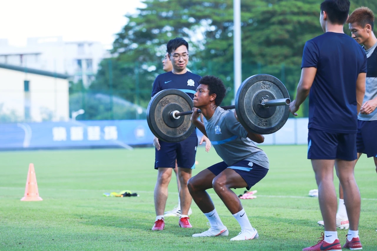 4外援磨合到位,广州城要“防空”