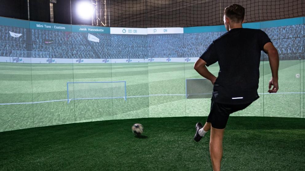 SoccerBot 360 兰尼克的秘密武器要来了!