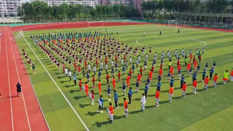 [ 校园体育的意义 ]  让学生学会强化积极情绪