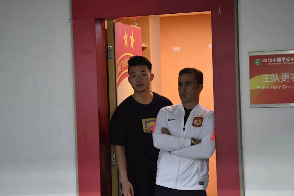 【卡纳瓦罗】 “卡帅把我带到广州队,很感谢他”