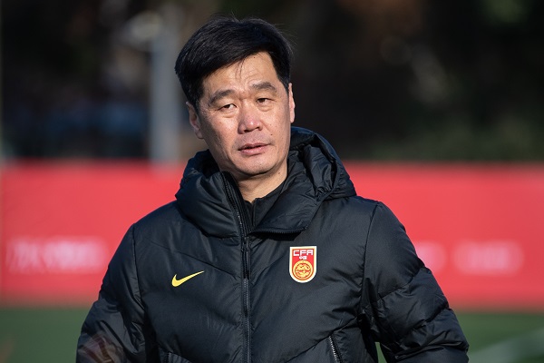 国足首训集结半数国脚 李霄鹏:不急于求变,争取不掉链子
