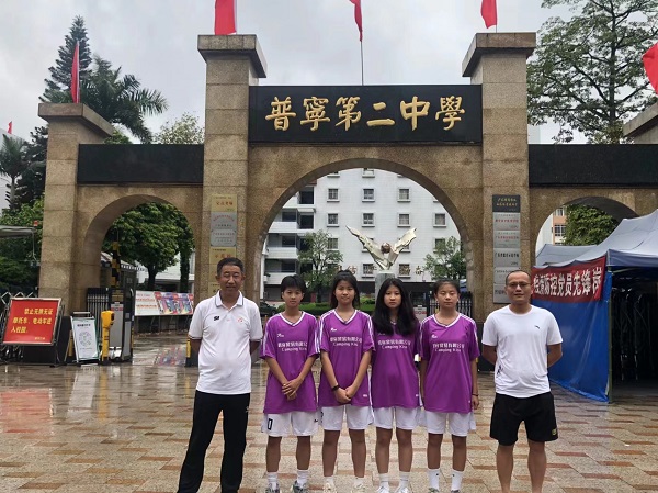 跨越三千公里,播撒希望种子