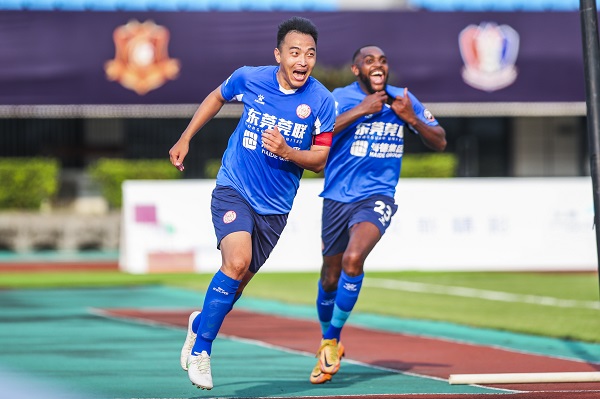 冯潇霆进球