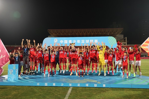 U13夺冠,嘉定青训进入收获期 从草根到全国第一 是传奇也是困局!