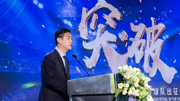 一位职业足球经理人对股改和俱乐部生存发展的思考 “社会责任是最大存在价值”