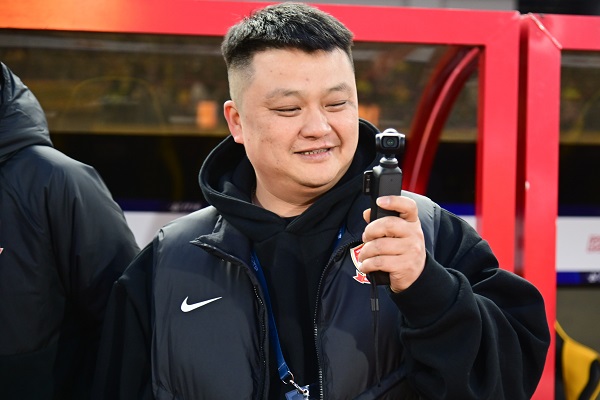 “八成精力投入，累并快乐着”