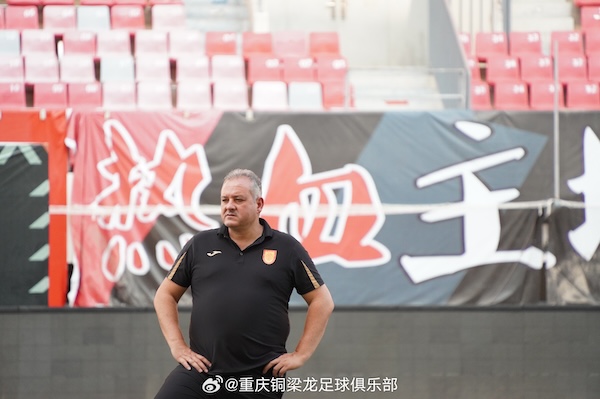 “完全有能力向联赛冠军发起冲击！”
