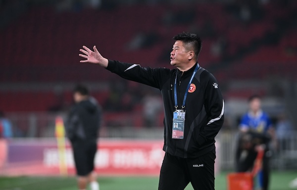 李金羽：“冲超，不是那么容易的！”