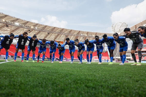 出战首届FIFA女足冠军杯 武汉女足誓言捍卫中国足球荣耀