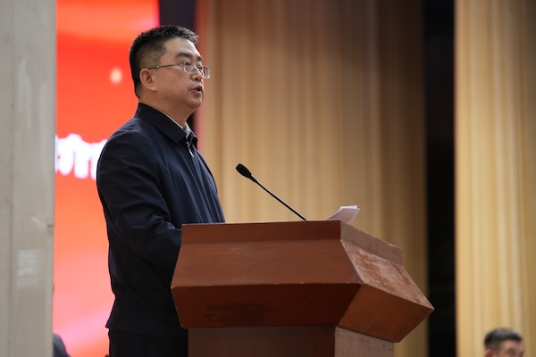 《足球》 VS沈阳市委副书记李鹏宇  对足球的态度是一座城市的温度和远见