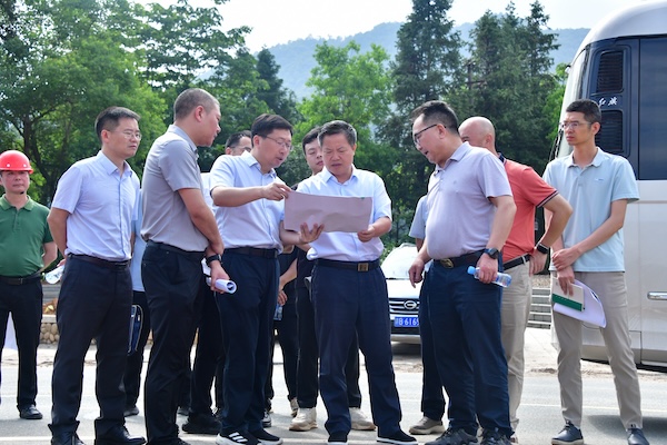 支部建在连上 足球根在县域 ——“足球愚公”定南县域足球调查