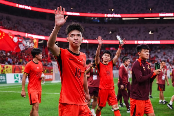 罗斯：王钰栋们竞争力很强