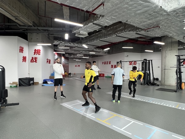 广州豹 小利好可忽略不计 冲超无坦途，做好苦战准备