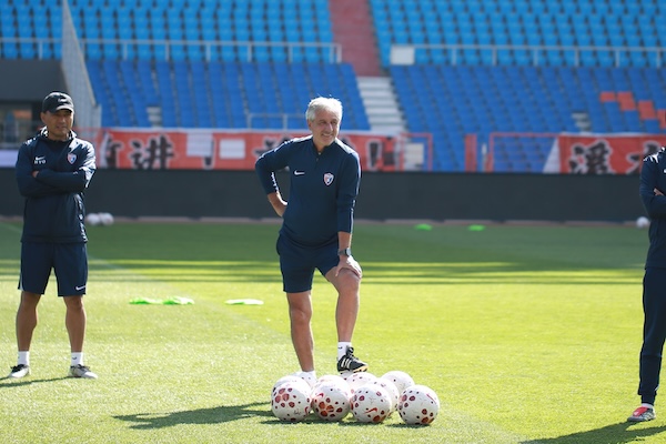 云南玉昆VS青岛海牛  乔迪、米兰在新球队践行传控